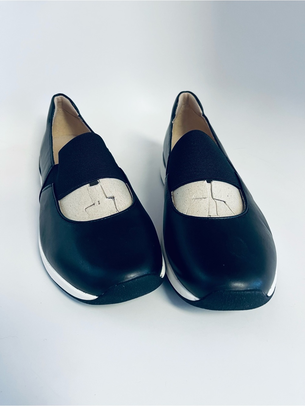 NWT Vionic Black Slip-On Elastic Band Loafers sz 9.5